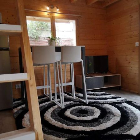 Le Petit Chalet De Nimes Shantay Youstay Dış mekan fotoğraf