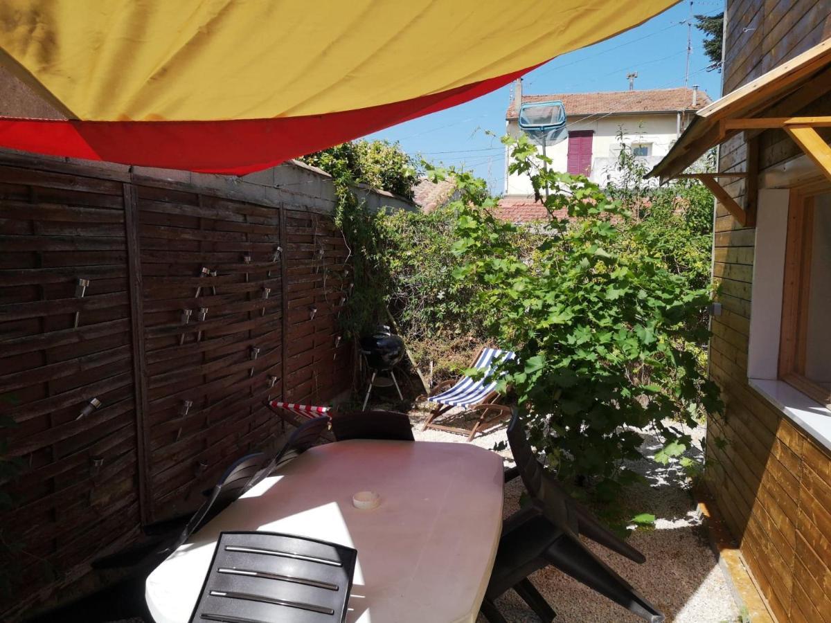 Le Petit Chalet De Nimes Shantay Youstay Dış mekan fotoğraf